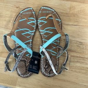 Women’s size 9.5 sandals